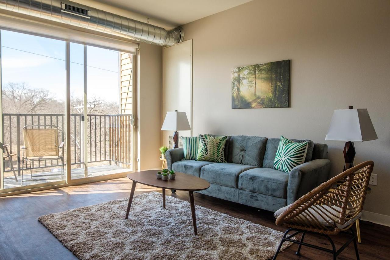 Frontdesk Core Apts Campustown Ames Rom bilde